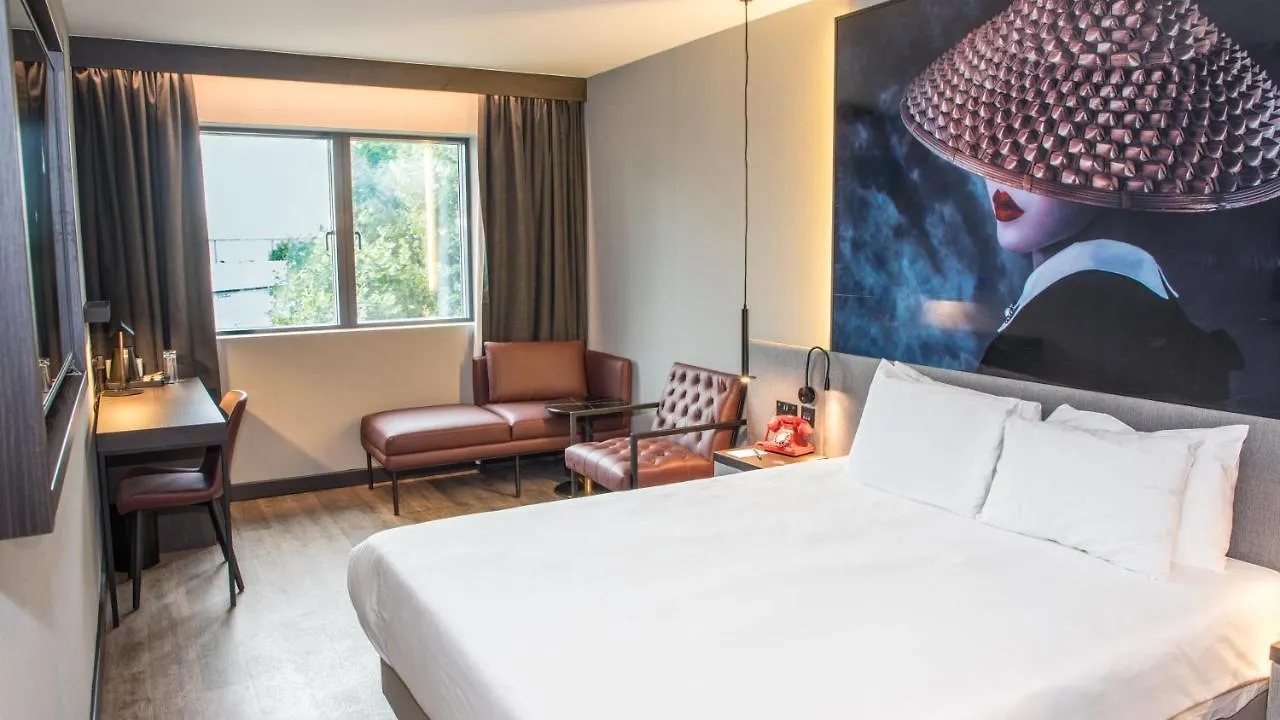 Radisson Red London Greenwich The O2 4*,